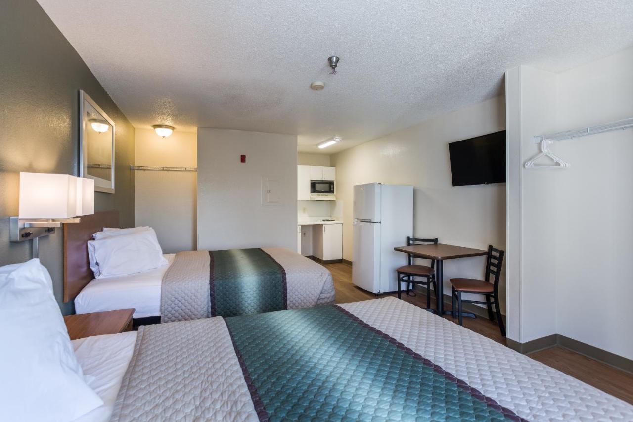 Hometowne Studios By Red Roof Nashville - Airport/Briley Pkwy Dış mekan fotoğraf