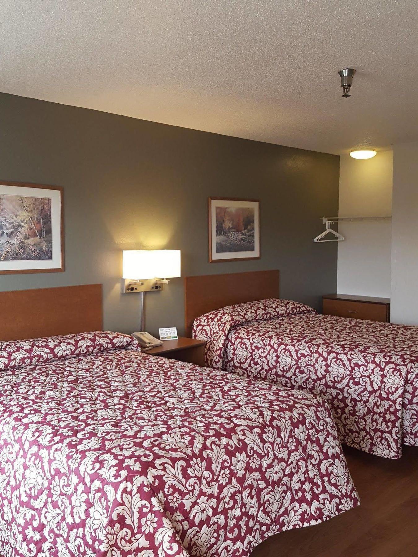 Hometowne Studios By Red Roof Nashville - Airport/Briley Pkwy Dış mekan fotoğraf